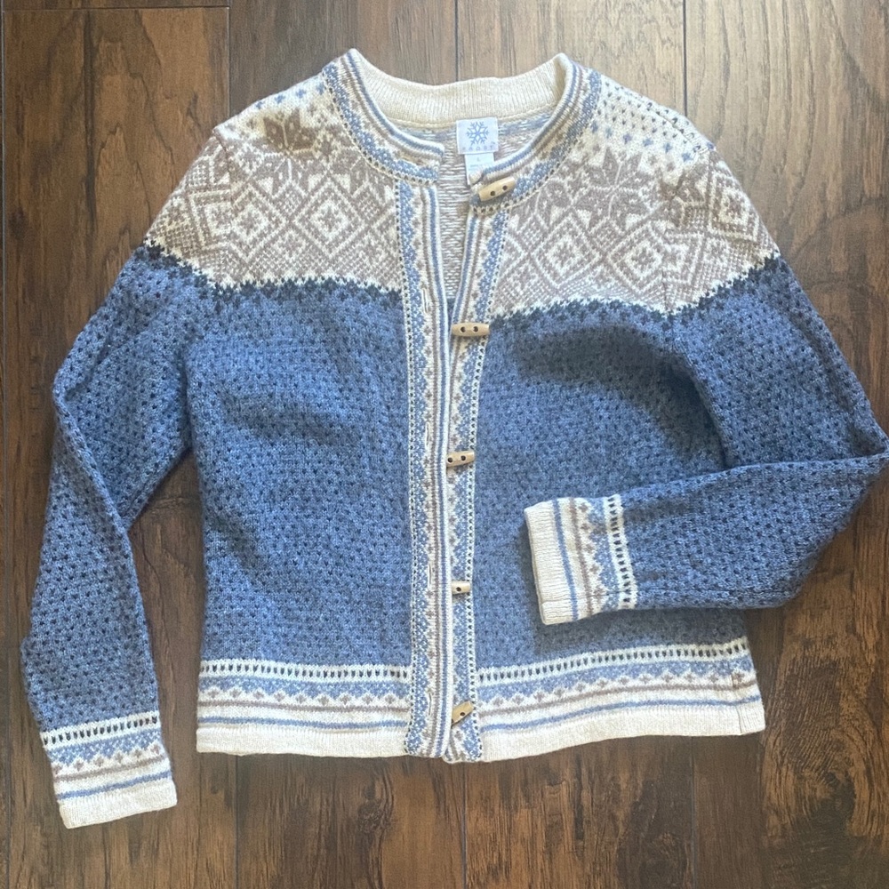 Blue and Cream Patterned Cardigan
